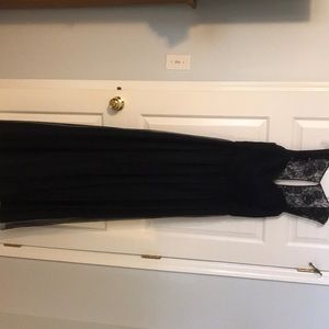 Amsale bridesmaid dress.Lace and tulle. Worn once